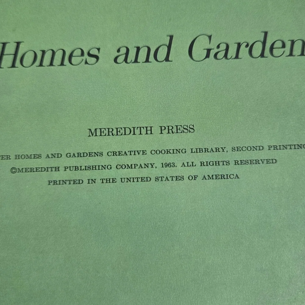 Vintage 1963 Better Homes & Gardens Snacks and Refreshments Cookbook Retro